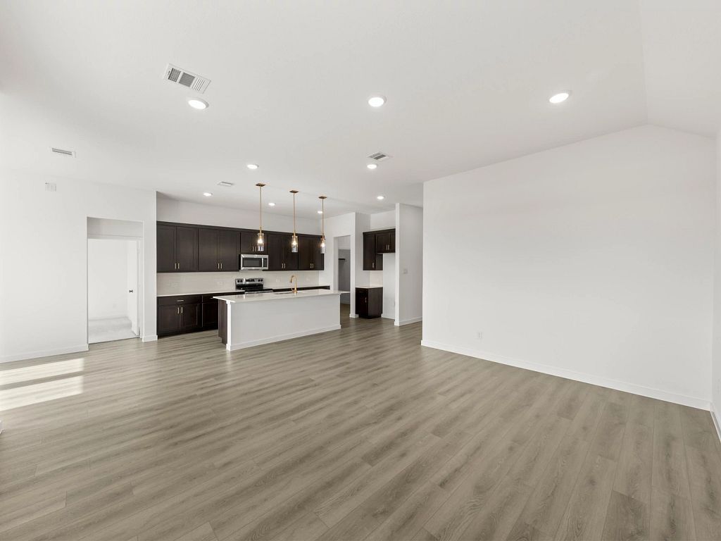 Meadow Park - Kendall Interior Image 10