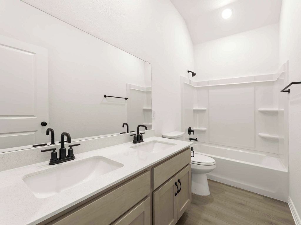 Creekview Fossil Ridge - Heath Interior Image 4