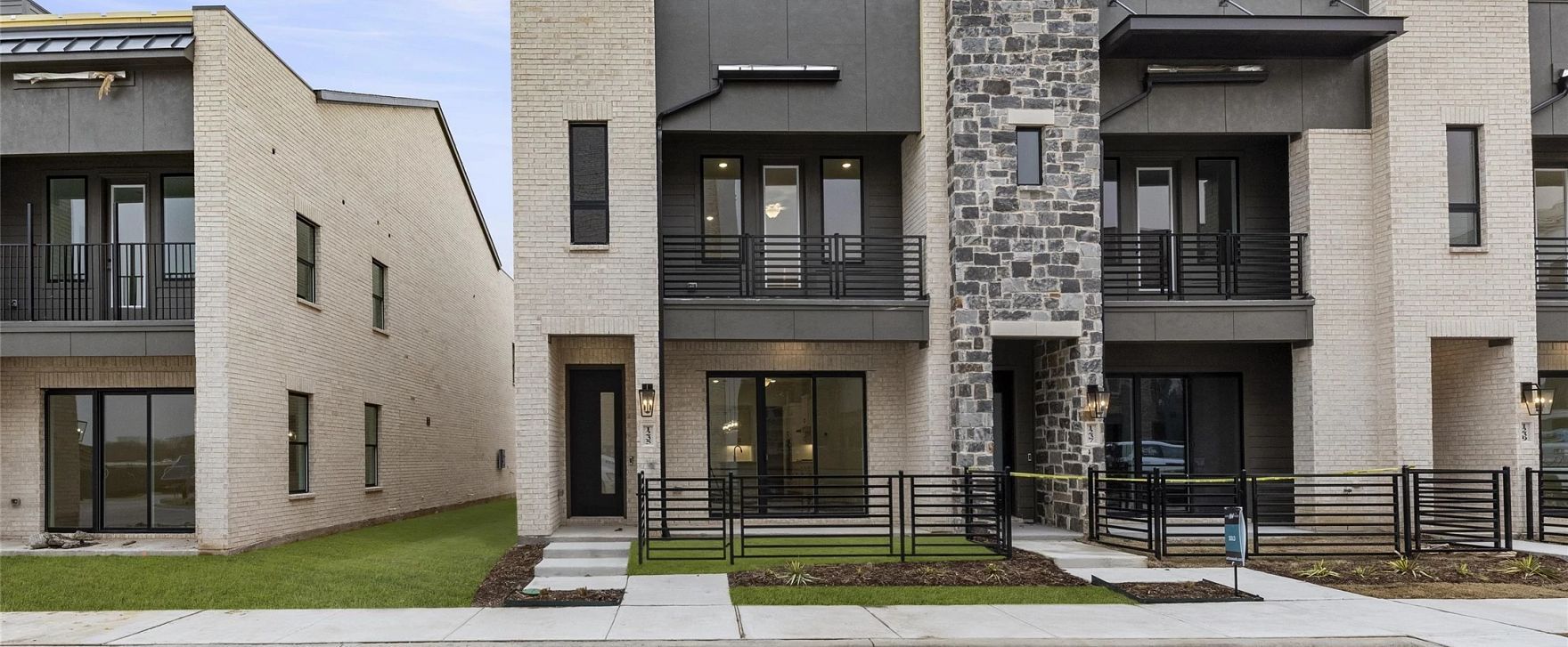 1177 Doris May Drive (Roberts)