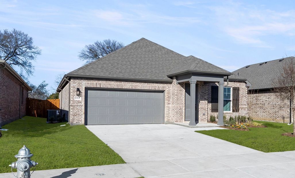 1018 Colgate Circle (Bridgeport)