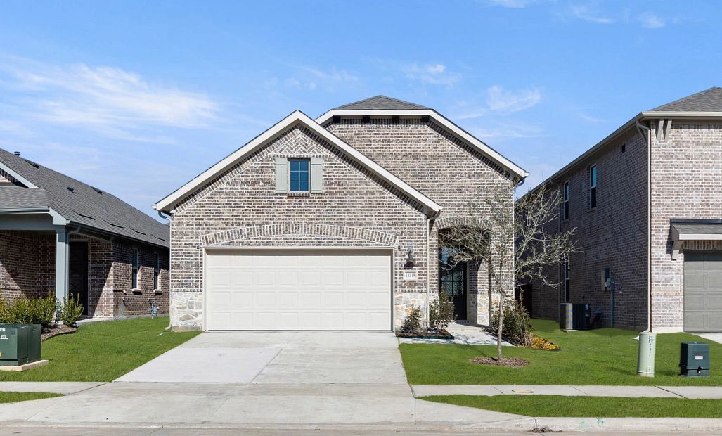 McKellar - Creekview Fossil Ridge: Pilot Point, Texas - Ashton Woods