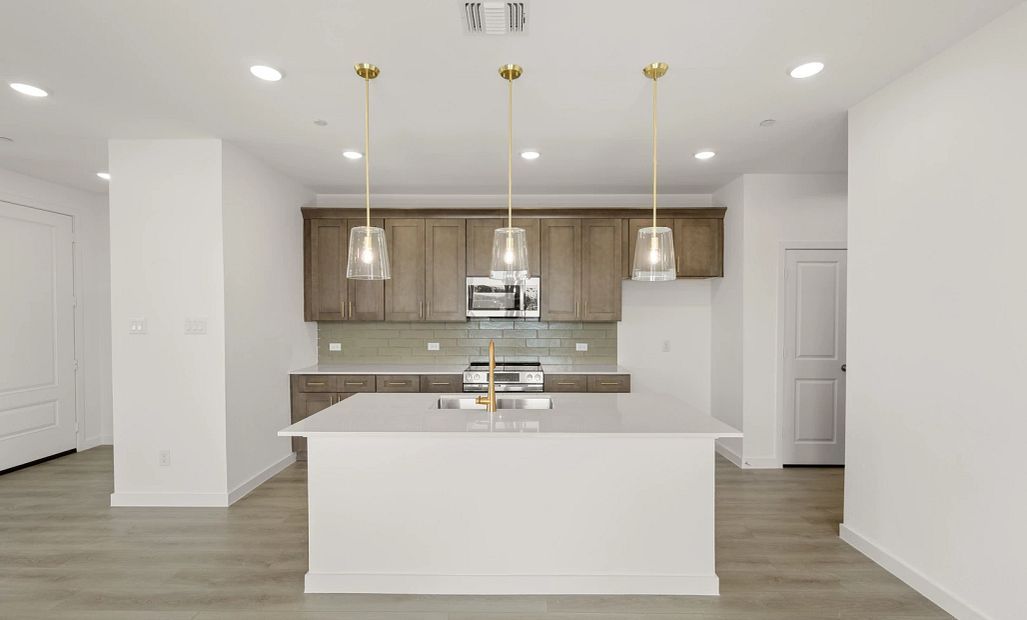 casa en The Pointe at Capp Smith Lake por Ashton Woods