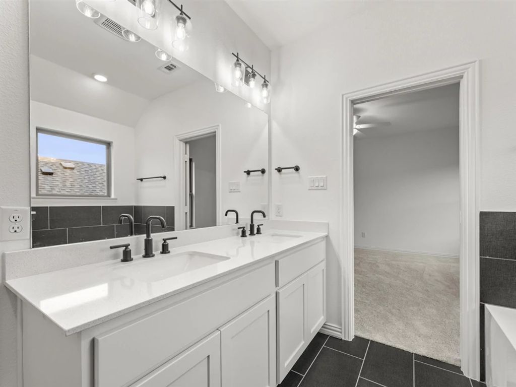 Creekview Fossil Ridge - Kaufman Interior Image 16