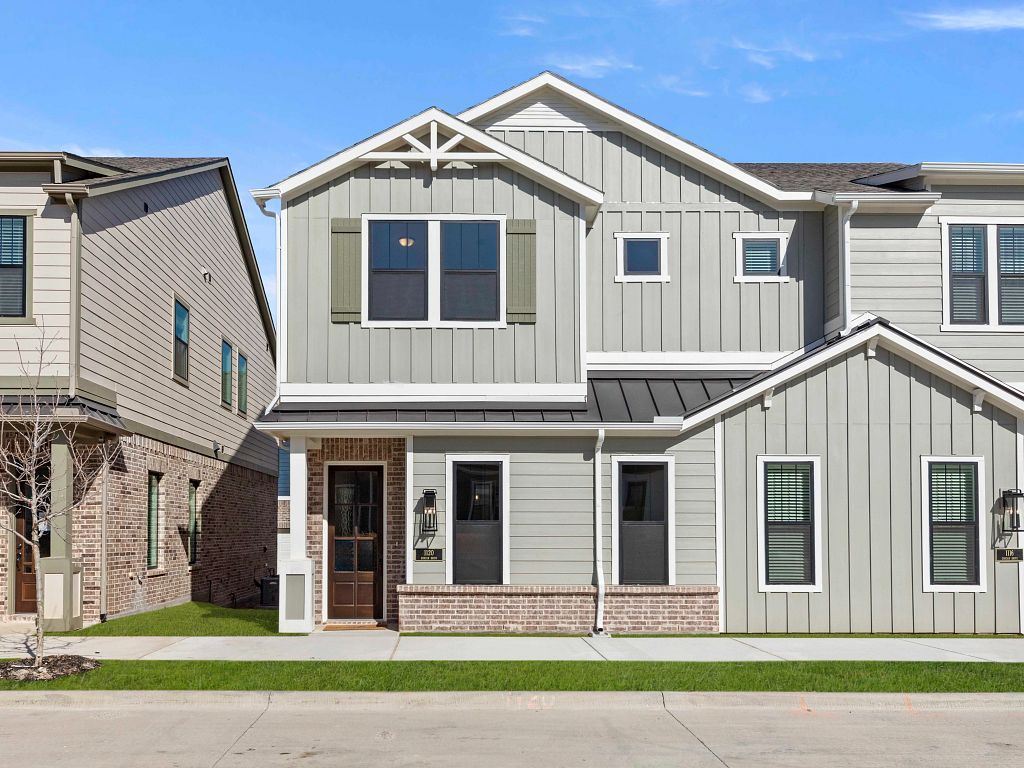 Wyatt - Collin Creek: Plano, Texas - Ashton Woods