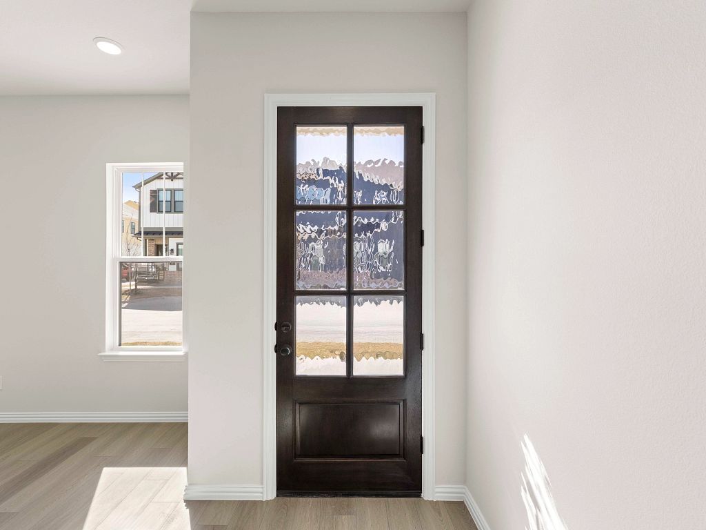 Collin Creek - Wyatt Interior Image 13