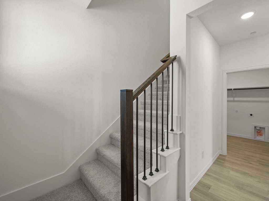 Parkside - Dartmouth Interior Image 3