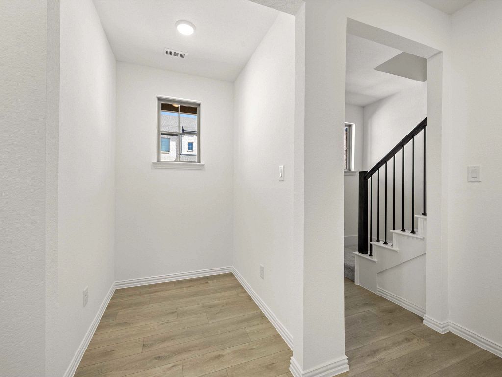 Parkside - Dartmouth Interior Image 4