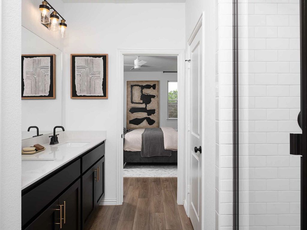 Meadow Park - Grayson Interior Image 9