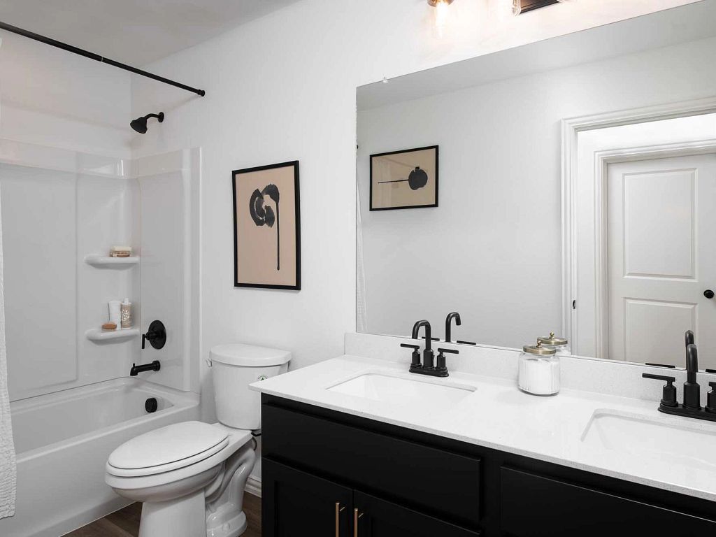 Meadow Park - Grayson Interior Image 14