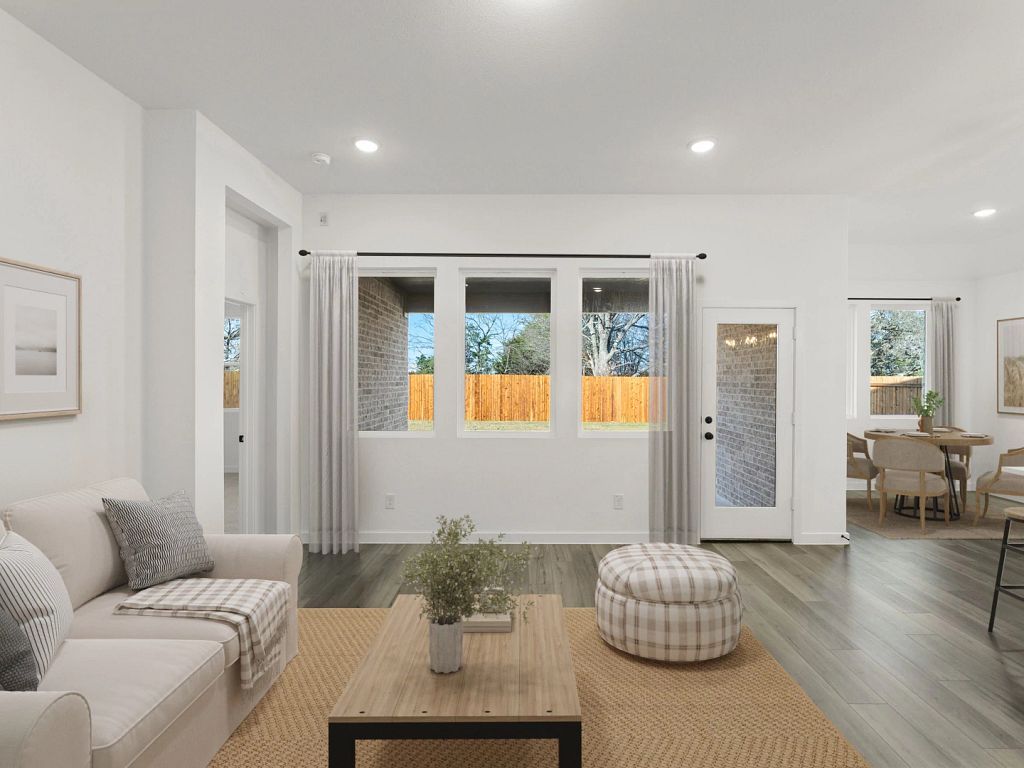 Meadow Park - Bridgeport Interior Image 7