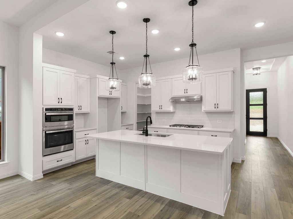Furst Ranch - Hawkins Interior Image 7