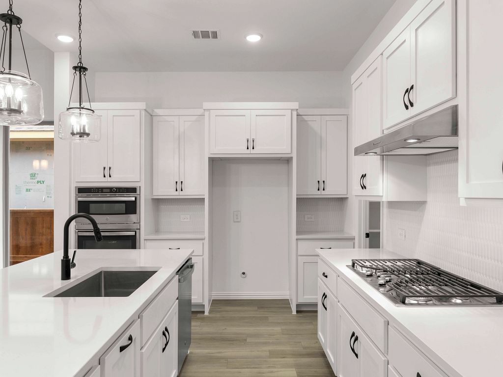 Furst Ranch - Hawkins Interior Image 8