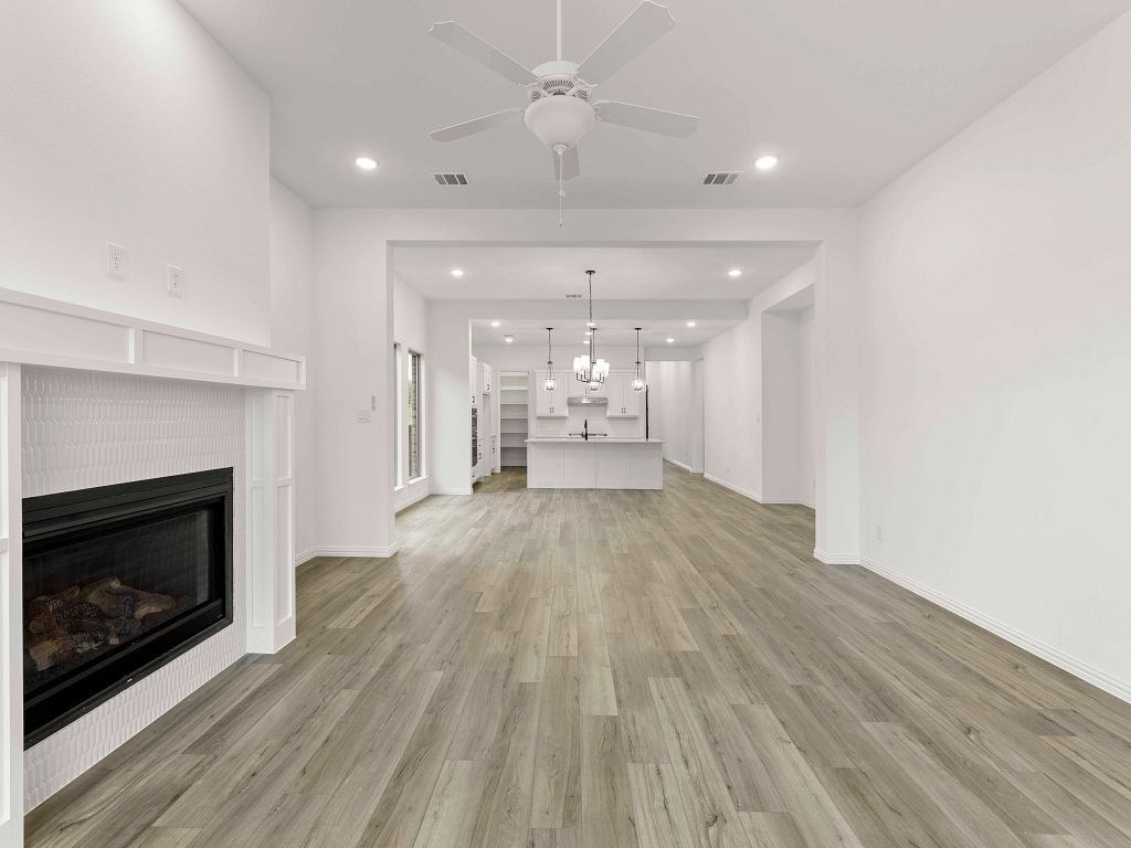 Furst Ranch - Hawkins Interior Image 13