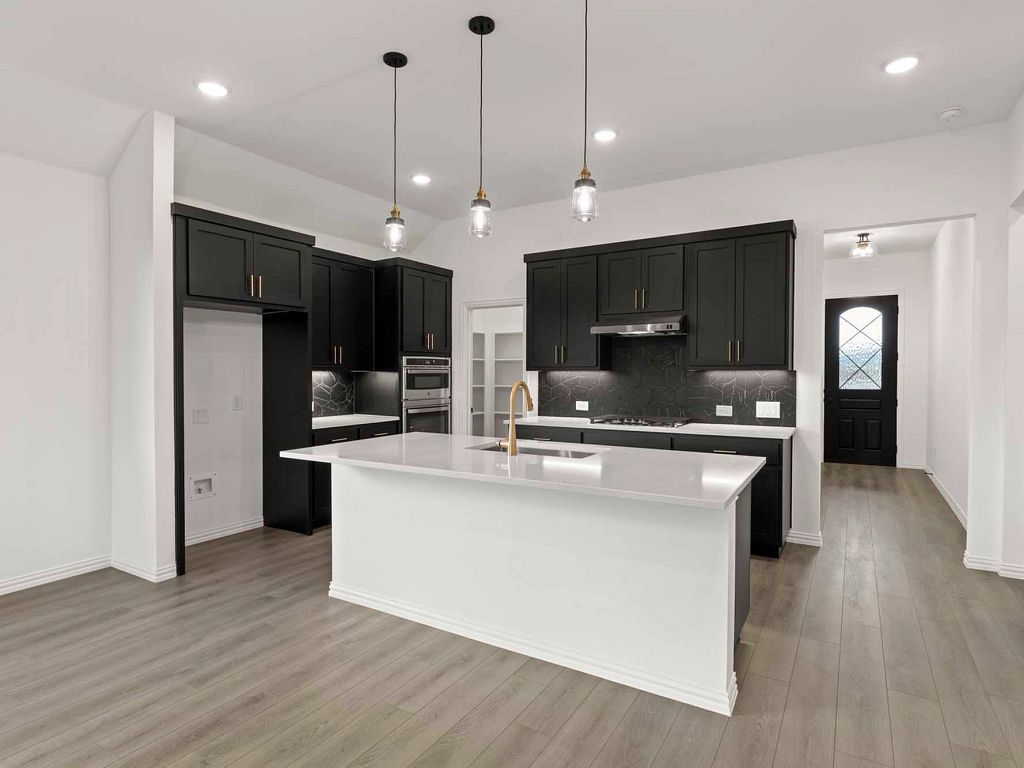 Meadow Park - Meridian Interior Image 8