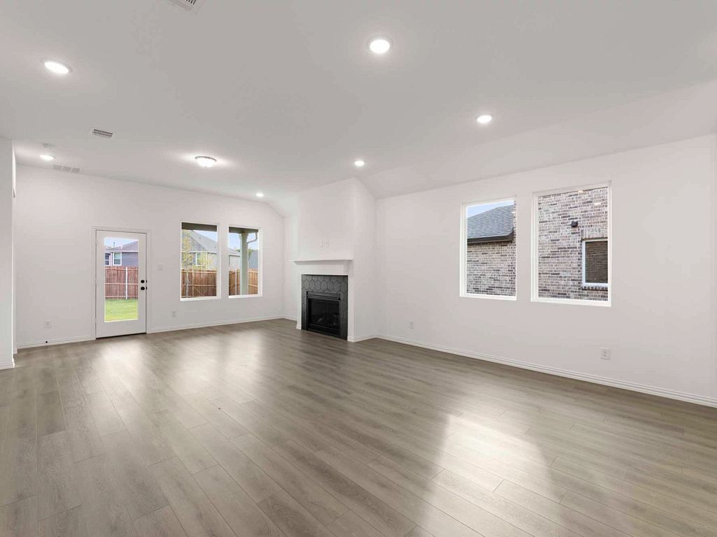 Meadow Park - Meridian Interior Image 13