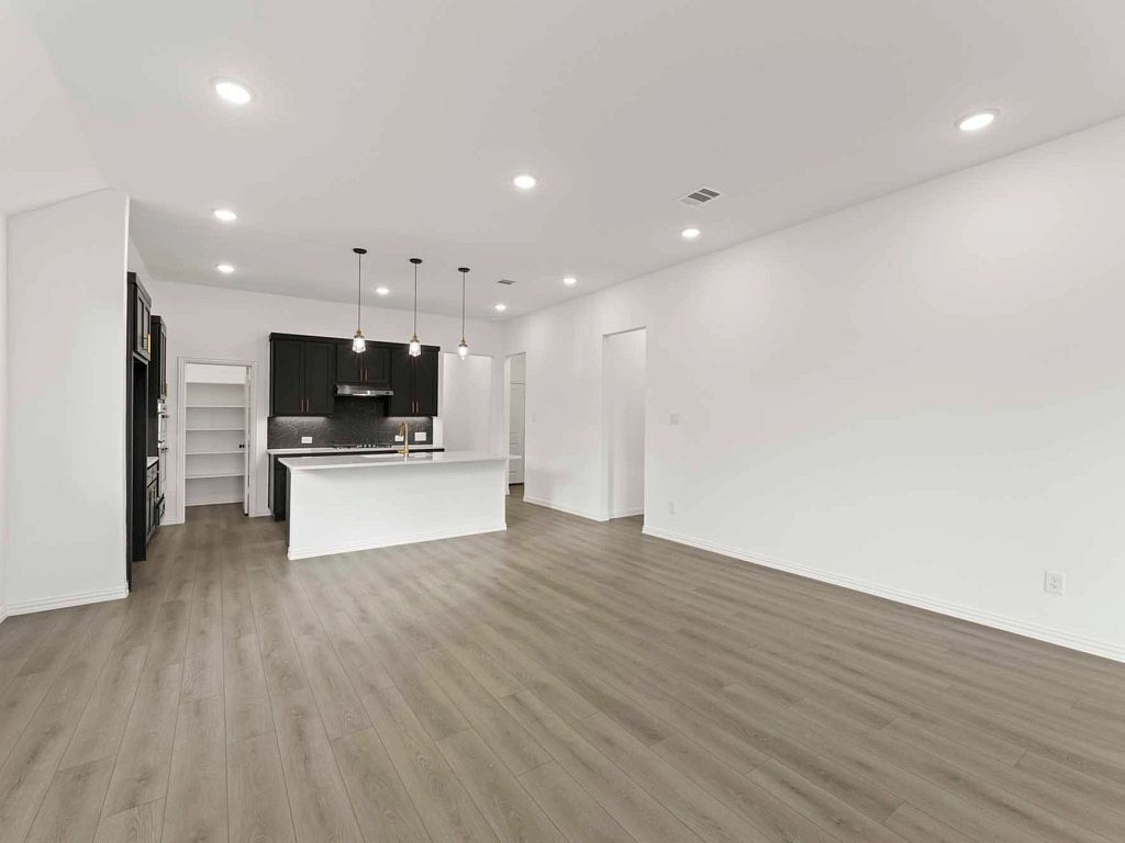 Meadow Park - Meridian Interior Image 16