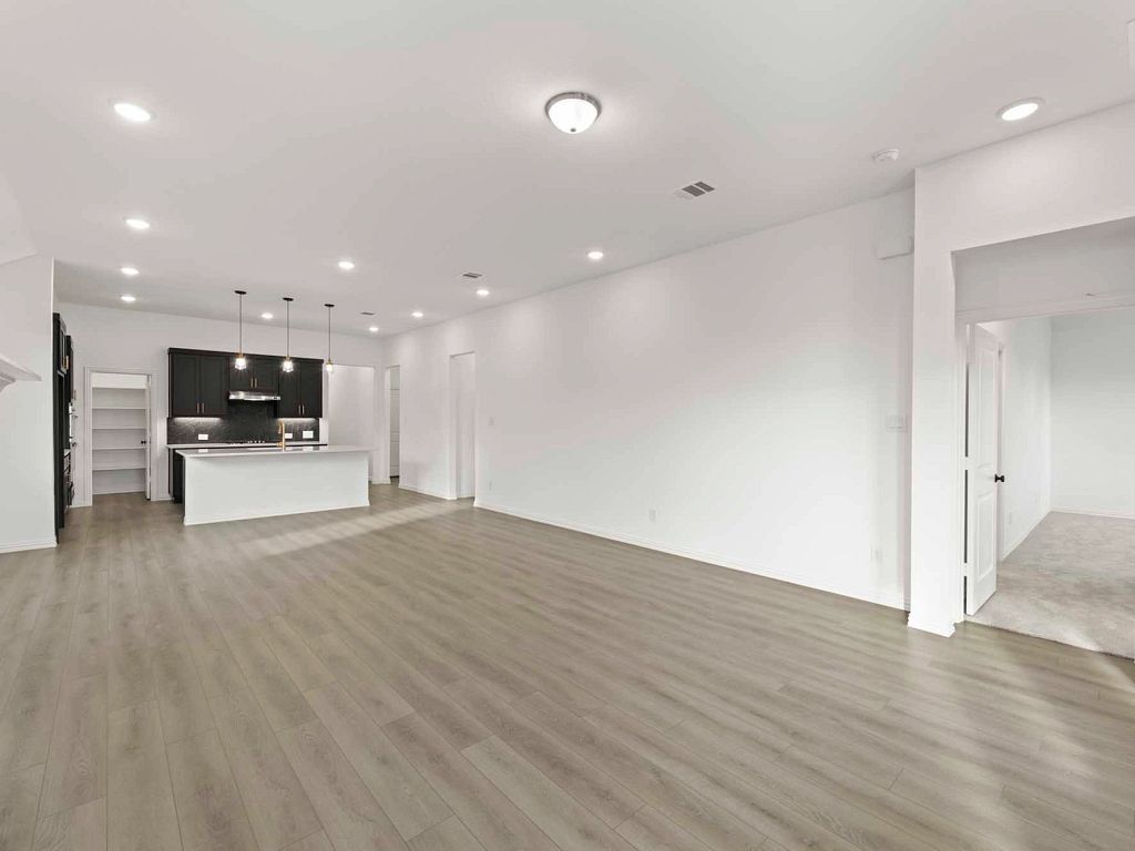 Meadow Park - Meridian Interior Image 17