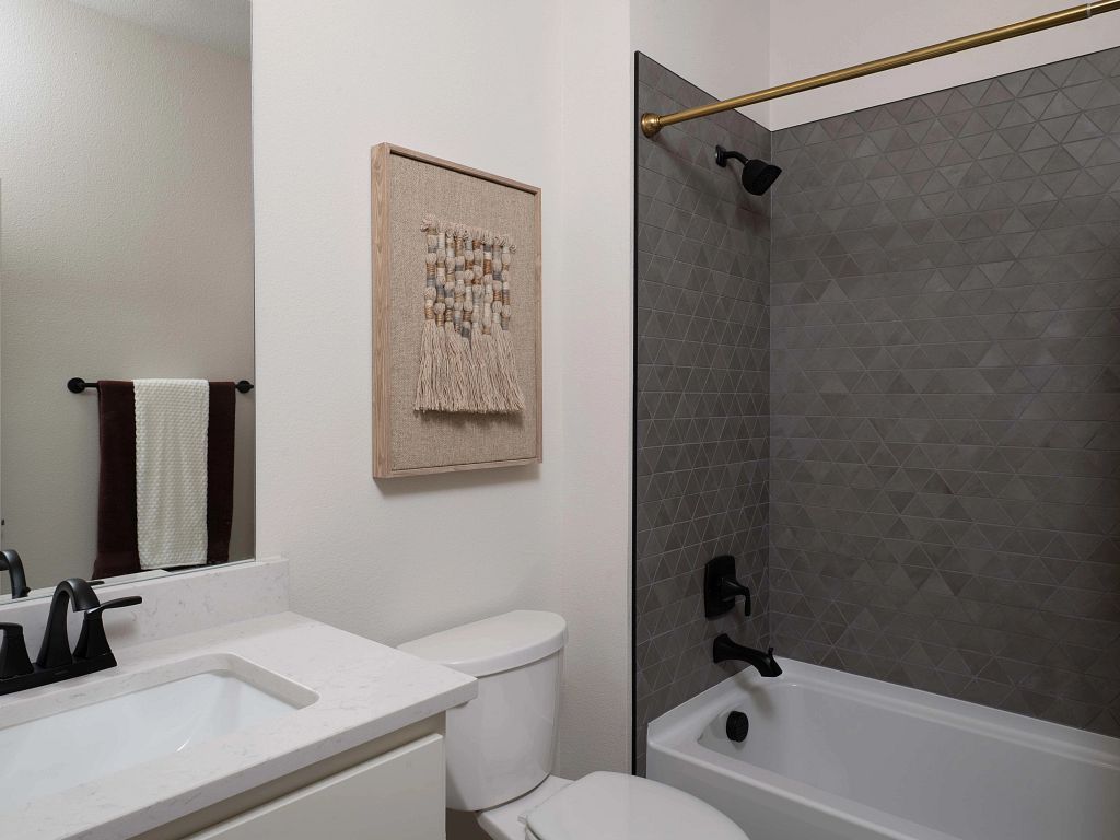 Aster Park - Avery Interior Image 18