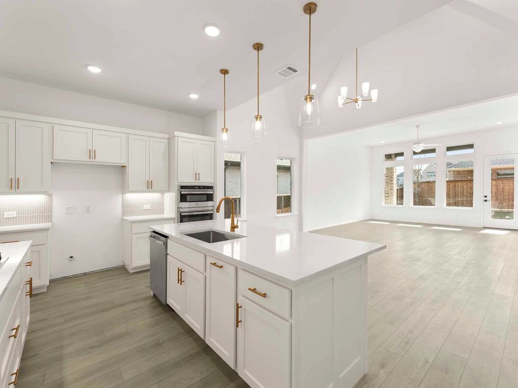 Aster Park - Mason Interior Image 7