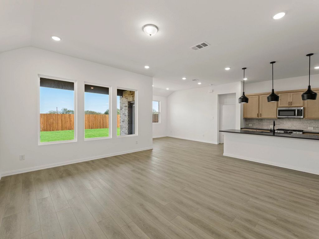 Brookshire at Legacy Hills - Coleman Interior Image 15