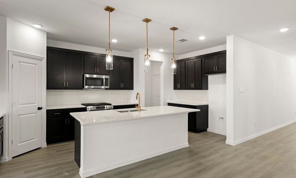 Kitchen featuring the Oxford Collection