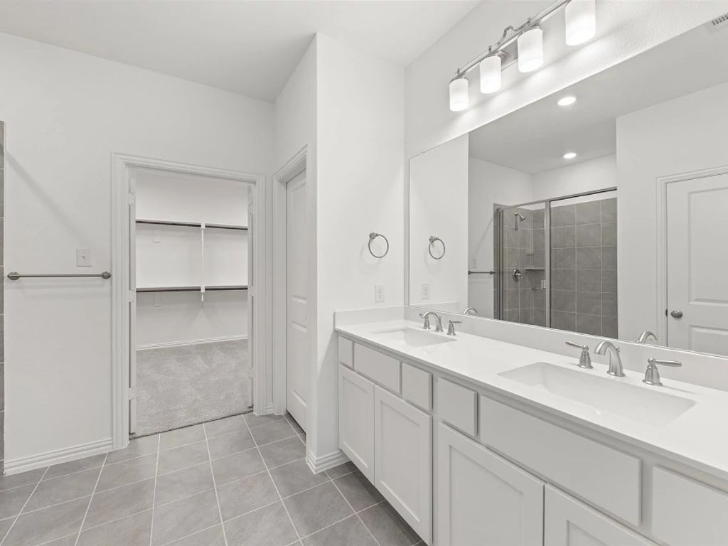Gateway Parks - Travis Interior Image 17