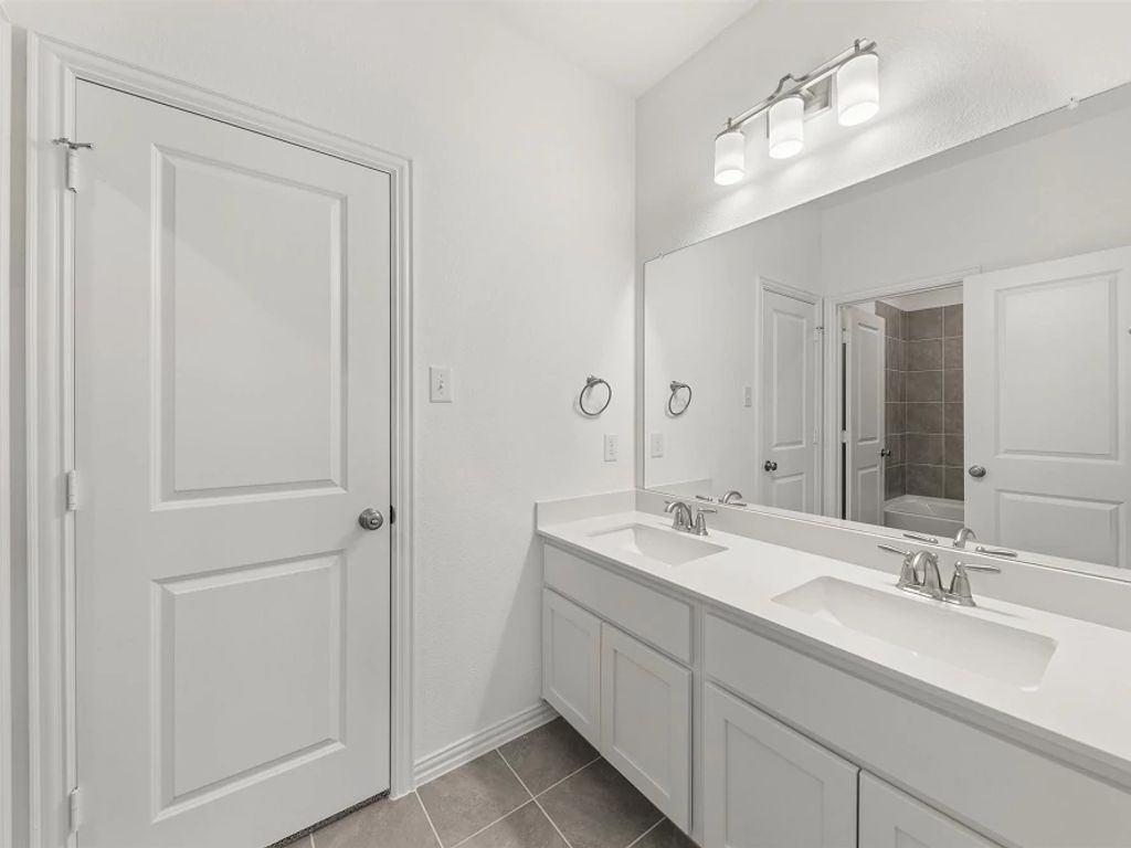 Gateway Parks - Travis Interior Image 22