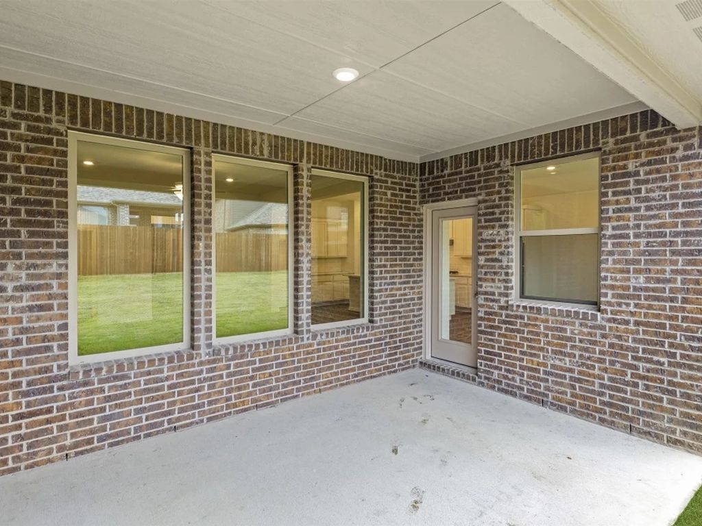 Gateway Parks - Travis Interior Image 25