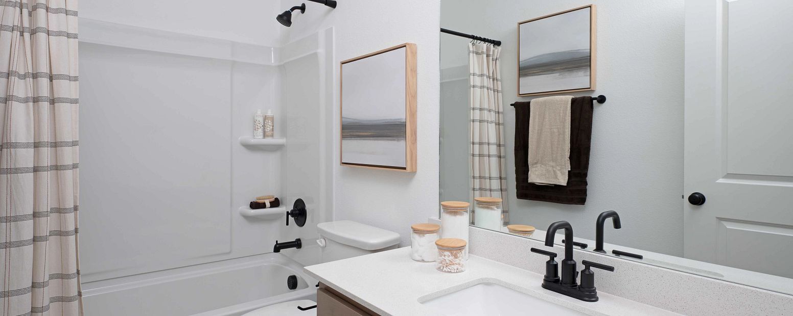 Creekview Fossil Ridge by Ashton Woods