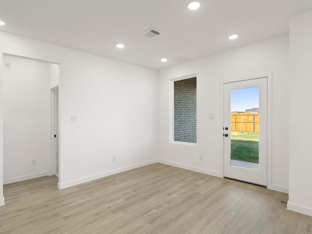 Meadow Park - Caldwell Interior Image 9