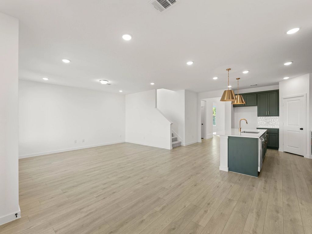 Meadow Park - Caldwell Interior Image 10