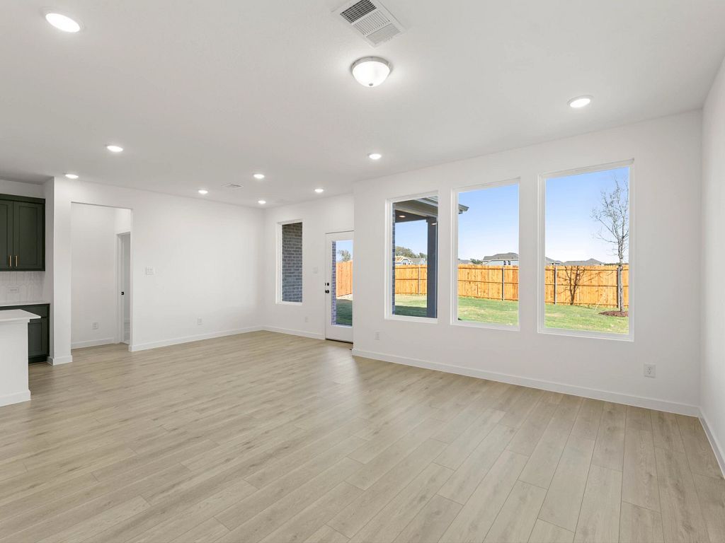 Wildflower Ranch - Caldwell Interior Image 11