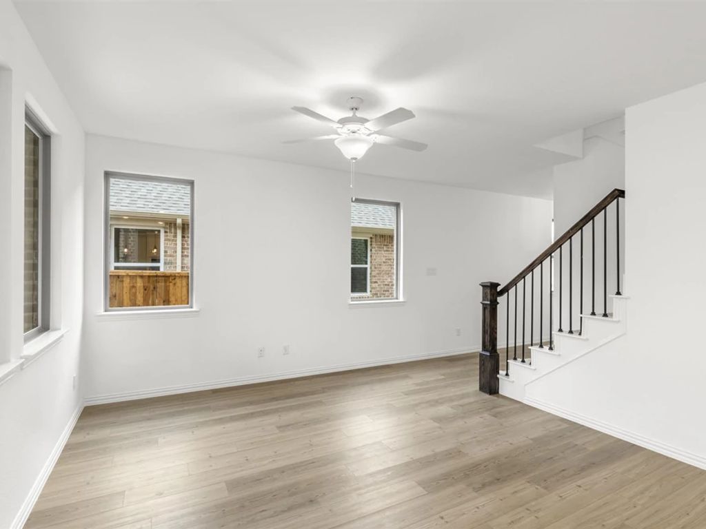 Creekview Fossil Ridge - Kaufman Interior Image 4
