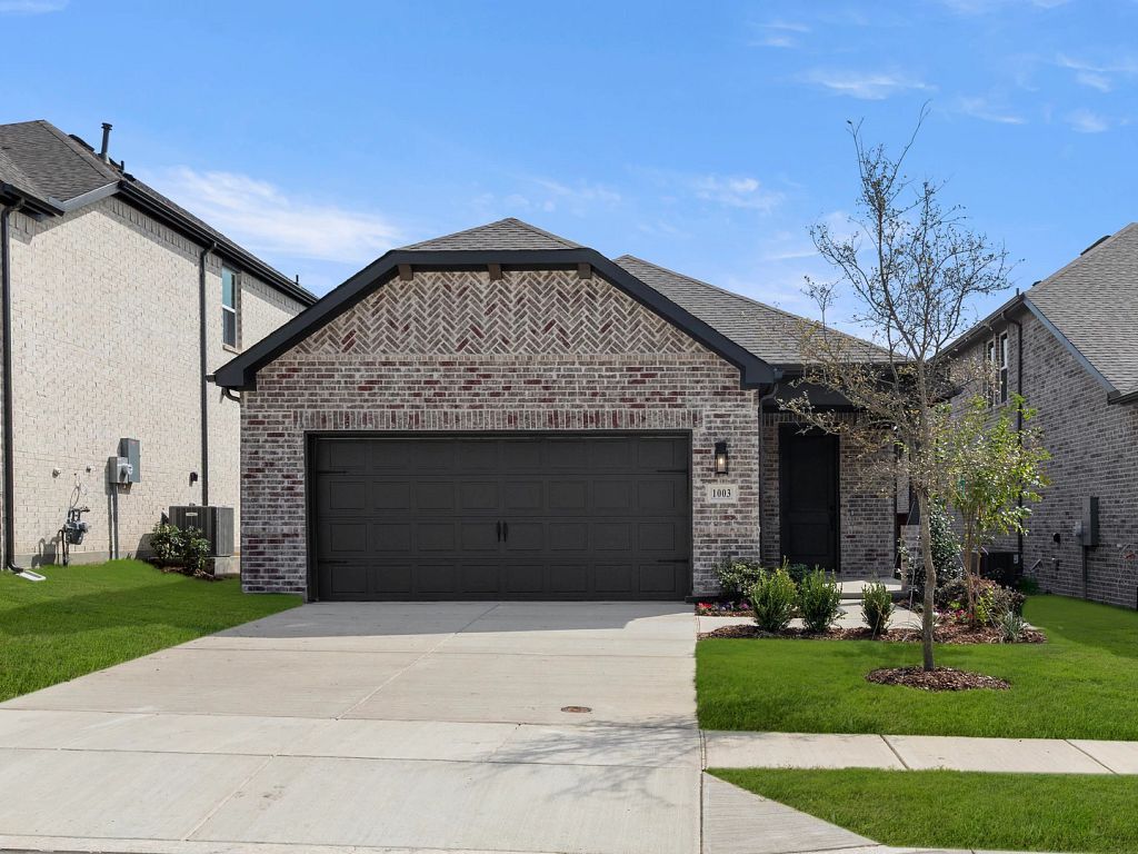 Creekview Fossil Ridge - Bell Interior Image 1