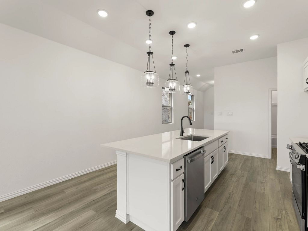 Creekview Fossil Ridge - Bell Interior Image 6