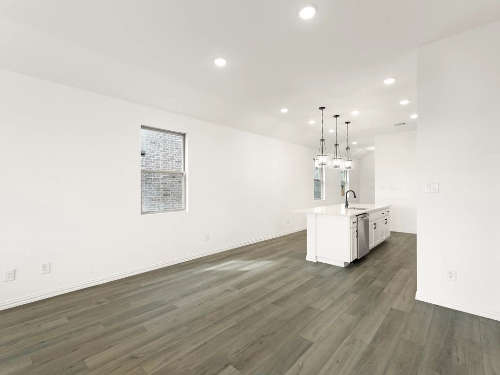 Creekview Fossil Ridge - Bell Interior Image 10