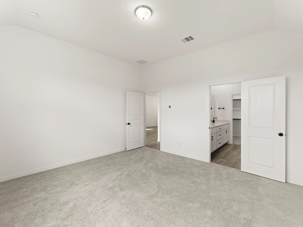 Creekview Fossil Ridge - Bell Interior Image 18
