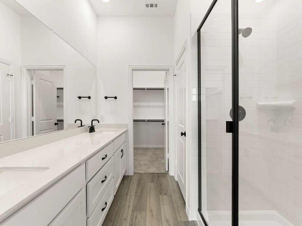 Creekview Fossil Ridge - Bell Interior Image 20