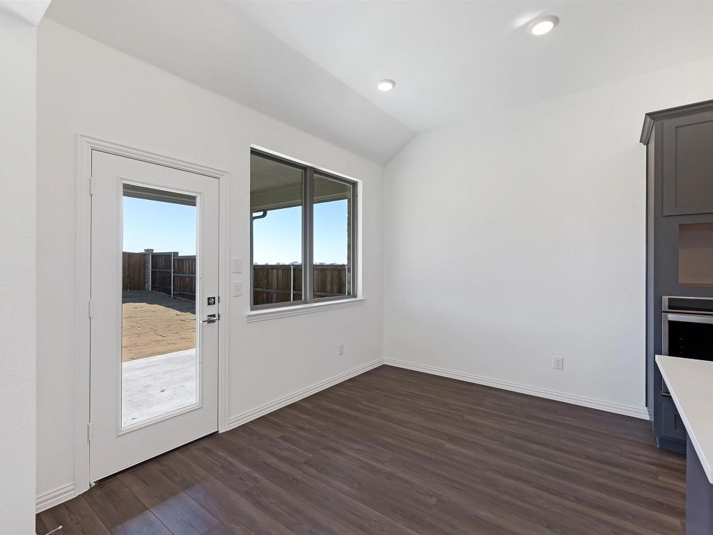 Brookshire at Legacy Hills - Tyler Interior Image 11