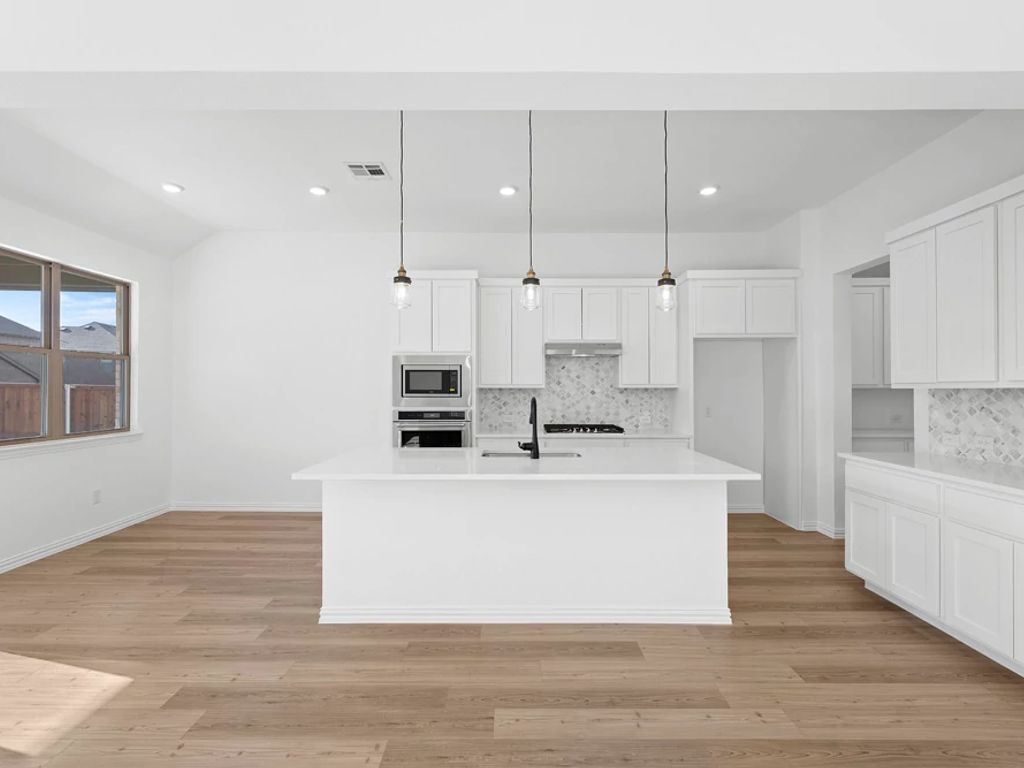 Brookshire at Legacy Hills - Tyler Interior Image 37
