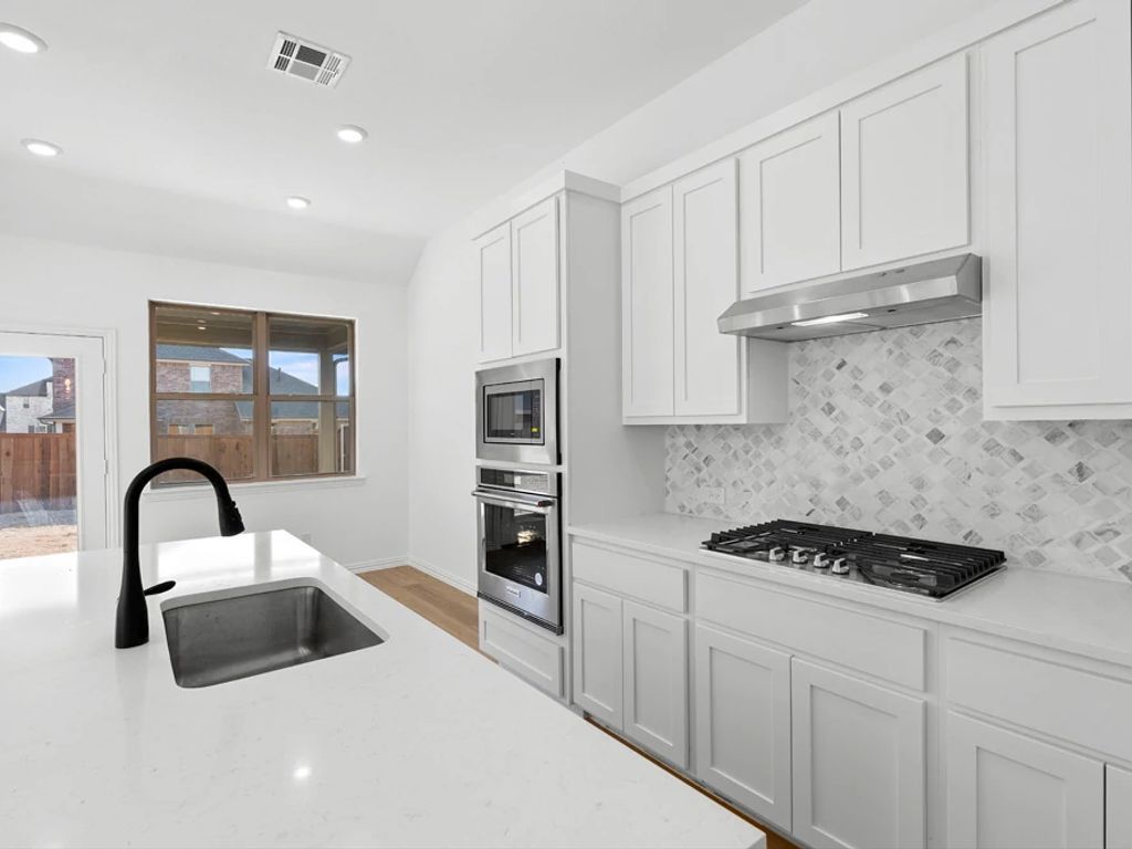 Brookshire at Legacy Hills - Tyler Interior Image 38