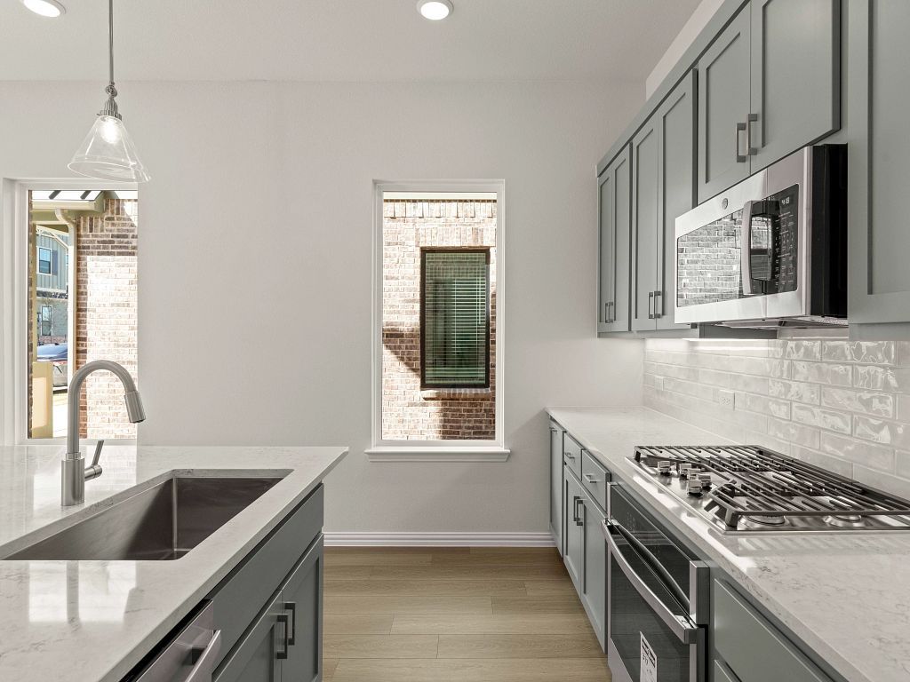 Collin Creek - Wyatt Interior Image 20
