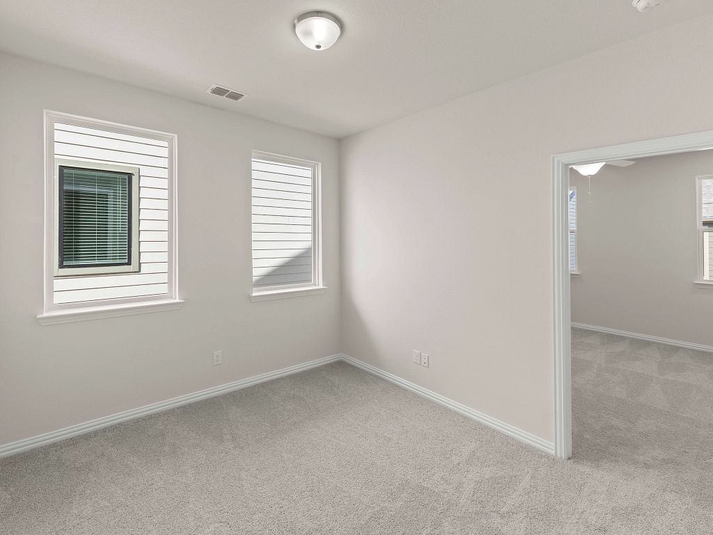 Collin Creek - Wyatt Interior Image 21