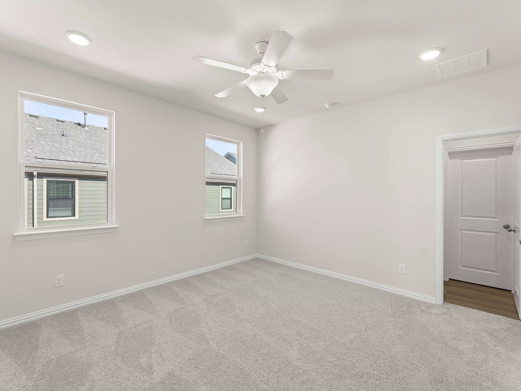 Collin Creek - Wyatt Interior Image 13