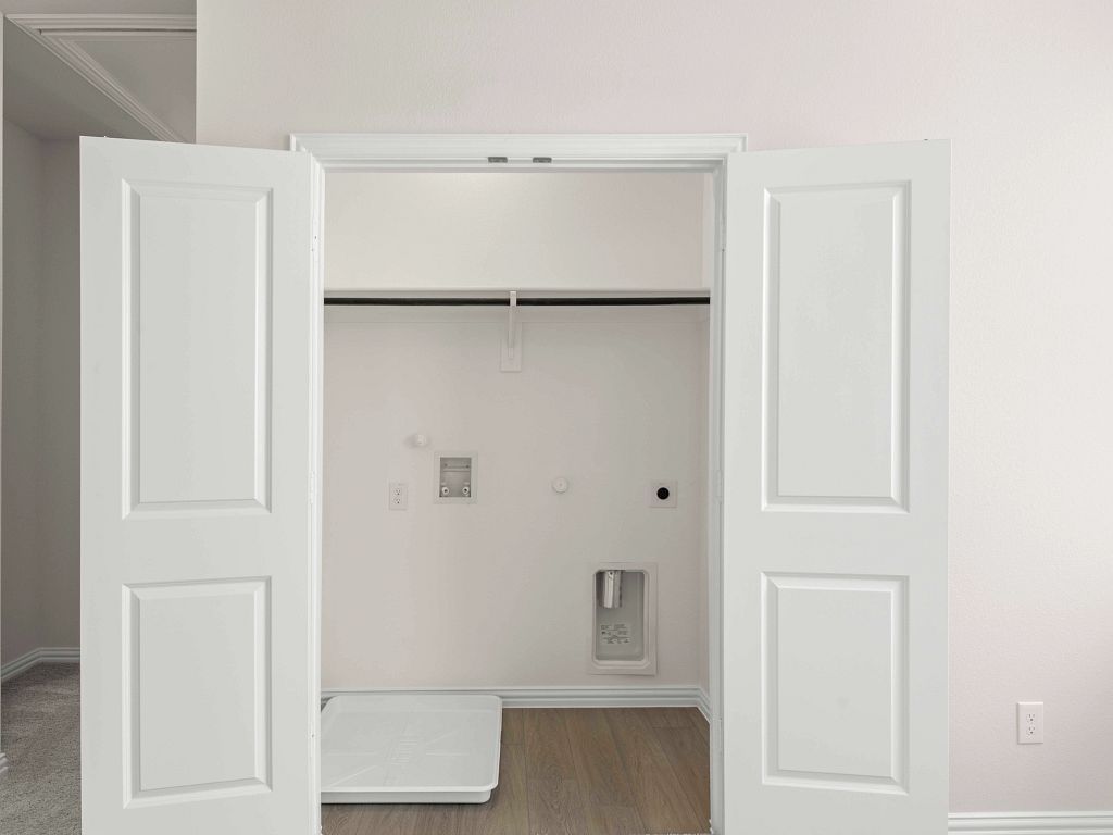 Collin Creek - Wyatt Interior Image 21