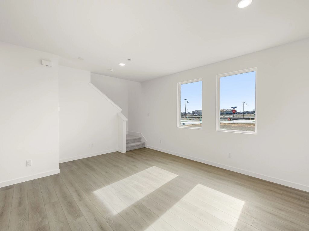 The Pointe at Capp Smith Lake - Clemson Interior Image 7