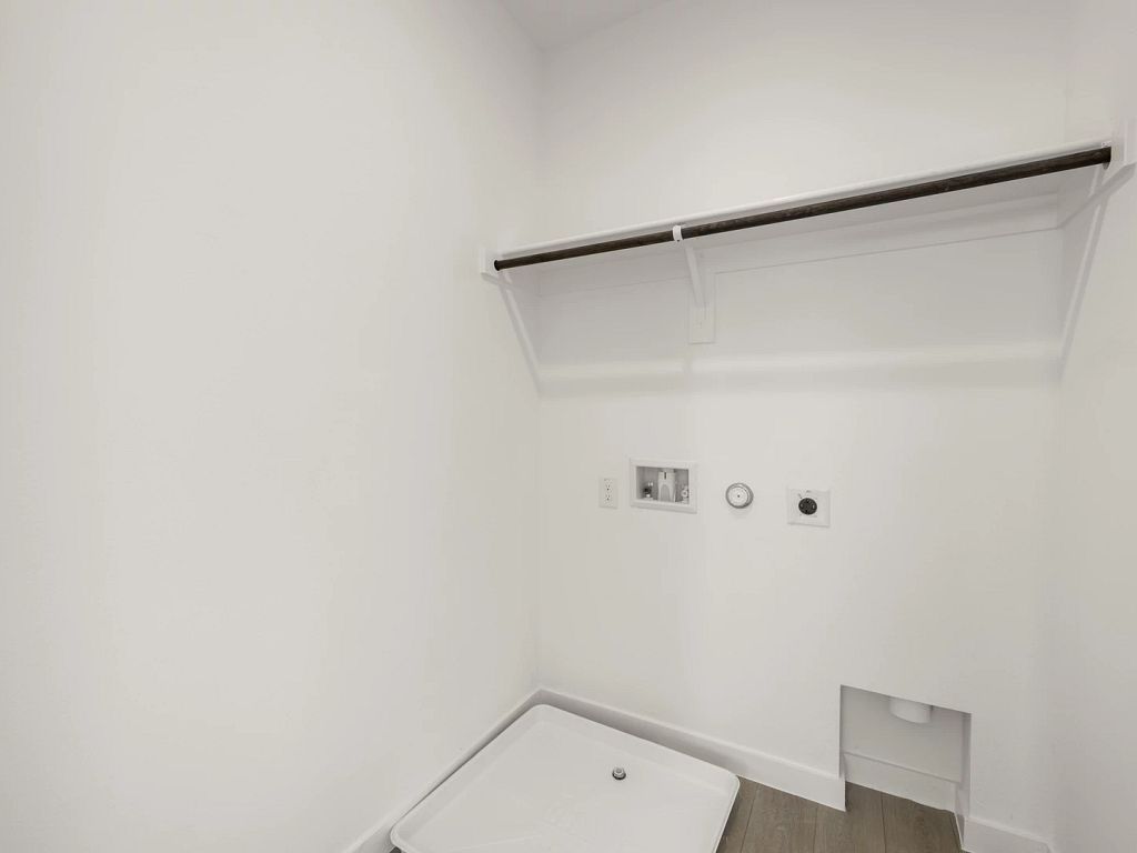 The Pointe at Capp Smith Lake - Clemson Interior Image 17