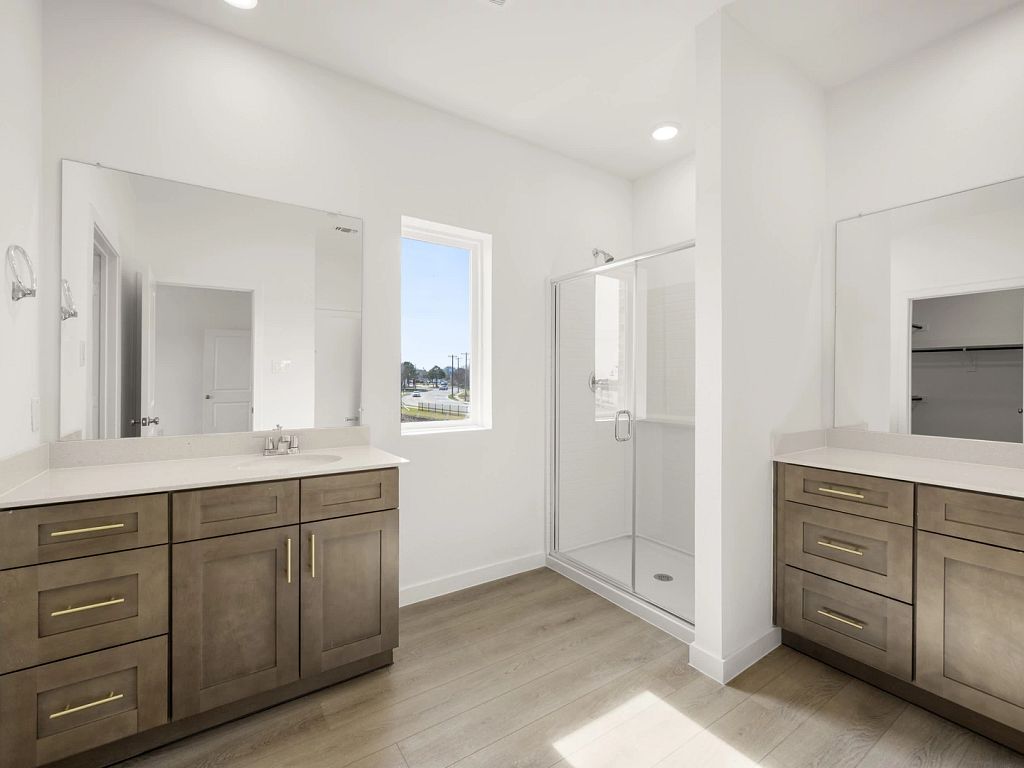 The Pointe at Capp Smith Lake - Clemson Interior Image 21