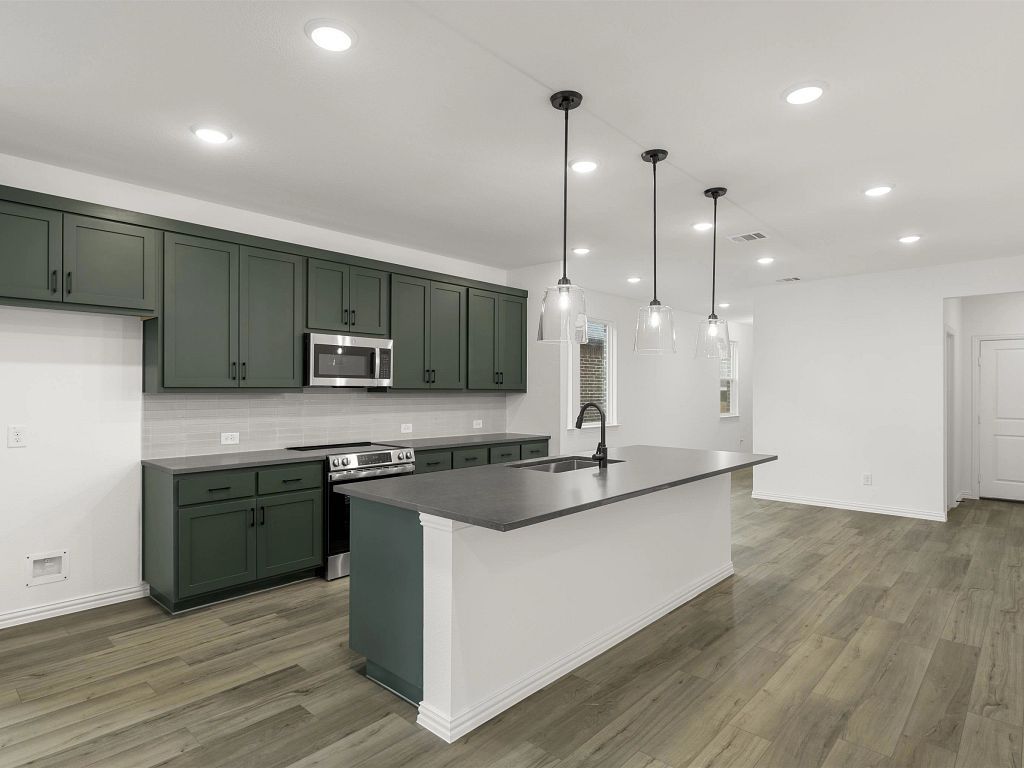Century Farms - Cates Interior Image 7