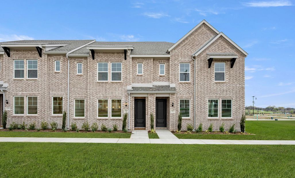 Tulane - The Pointe at Capp Smith Lake: Watauga, Texas - Ashton Woods